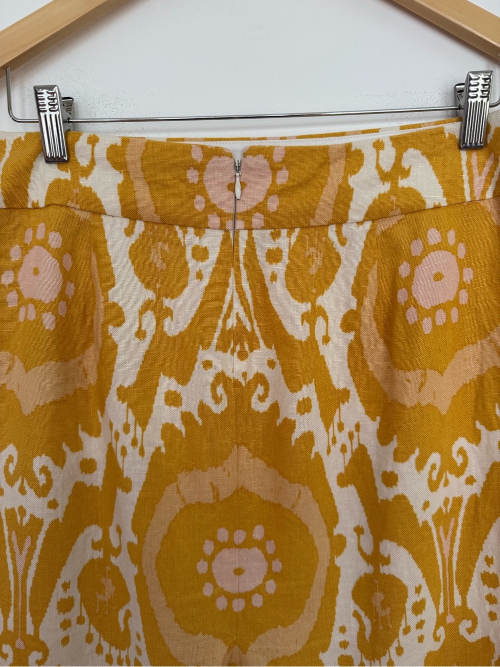 J.Crew 100% Linen Mustard Yellow Ikat Print Pencil Skirt Women's Size 6 - Picture 8 of 9